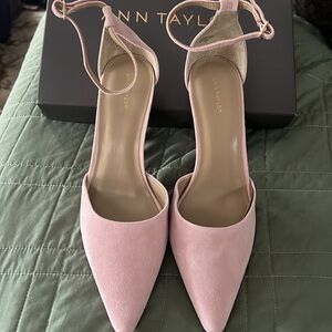 Ann Taylor Light Pink Suede Pumps